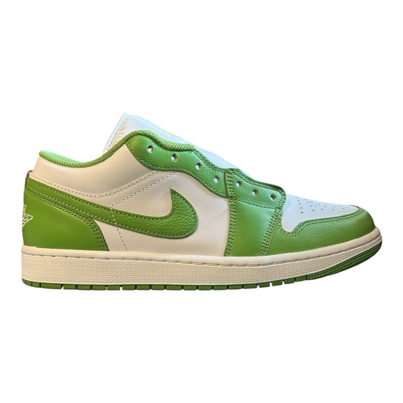 Nike Air Jordan 1 Low SE Mens Size 10 White Lightning Chlorophyll HF4823 100 NEW - Picture 1 of 11